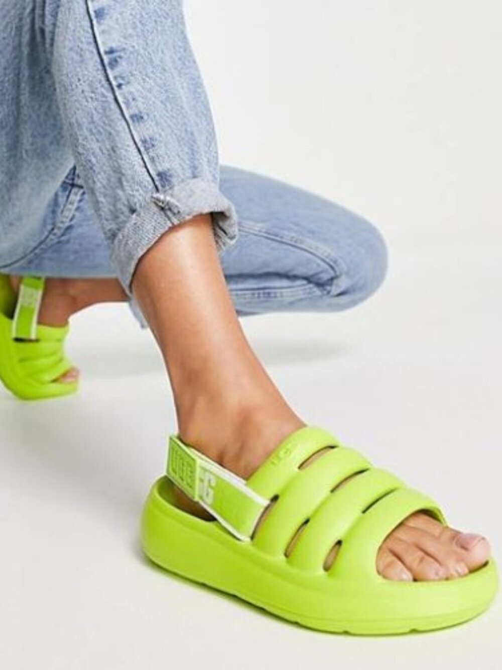 UGG Sport Yeah Sandals Slip On Slides Lime Green Size Big Kids 5 Women’s 6 NEW